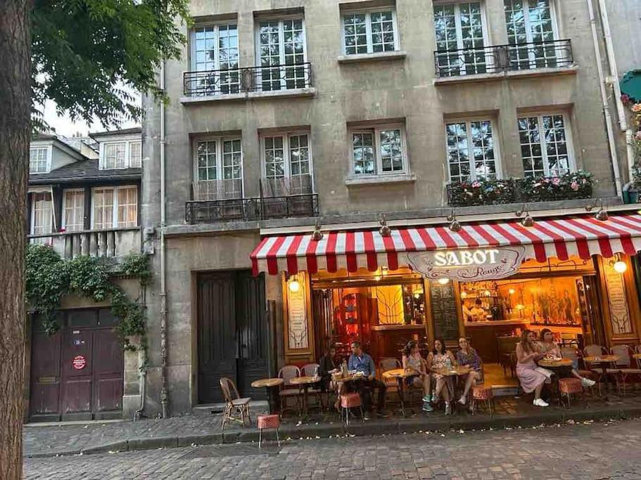 One In Montmartre Appartement